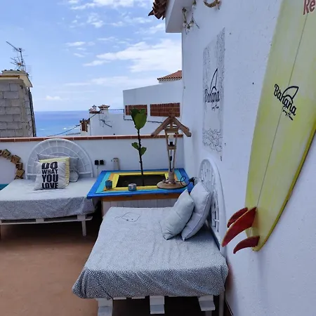 Banana Surf House Лос Кристианос