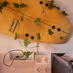 Banana Surf House * 洛斯克里斯蒂亚诺斯