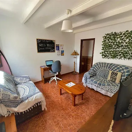 Guest house Banana Surf House