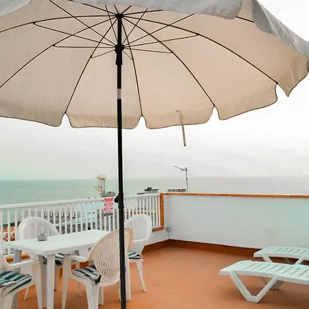 Guest house Banana Surf House