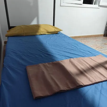 Banana Surf House Guest house *