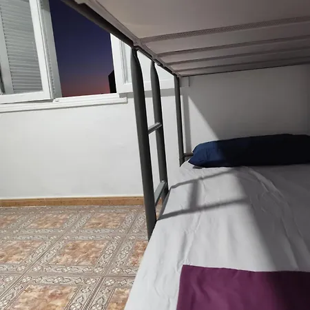 Guest house Banana Surf House Los Cristianos (Tenerife)
