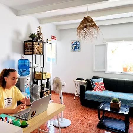 Banana Surf House Pensionat *