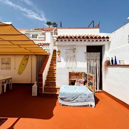 Banana Surf House Pensionat *