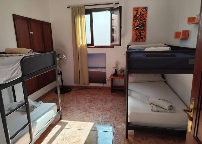 Banana Surf House Los Cristianos (Tenerife)