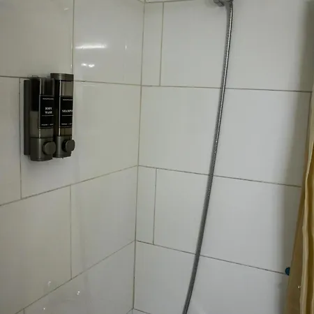 ゲストハウス Banana Surf House *