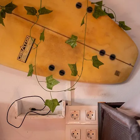 Banana Surf House * ロスクリスティアーノス