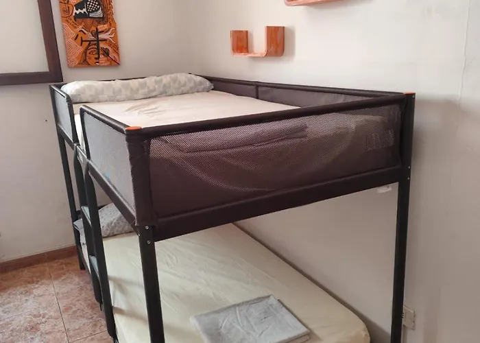 Banana Surf House Los Cristianos (Tenerife)